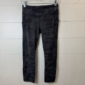 Lululemon | Fast & free tight II Camo Leggings Size 4